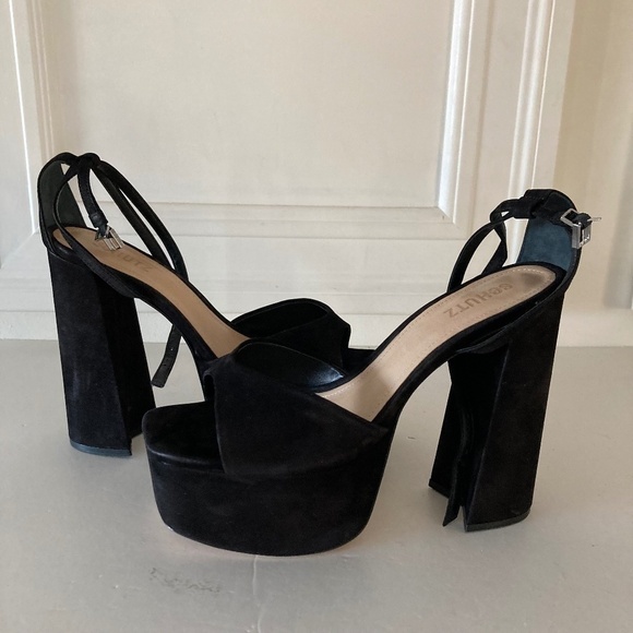 NWOT Schutz Free People Aryia Black Suede Platform Heels Sz 41 - Picture 1 of 9